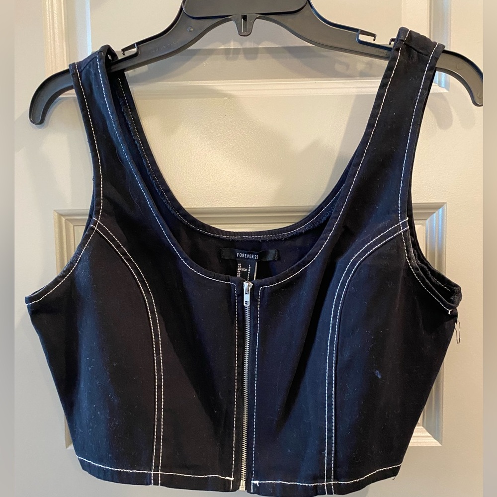 New with tags black denim zip-up cropped top!